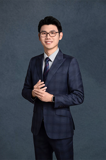 章百益 - 六和律师事务所