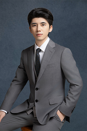 魏周 - 六和律师事务所