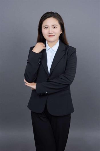 李亚男 - 六和律师事务所