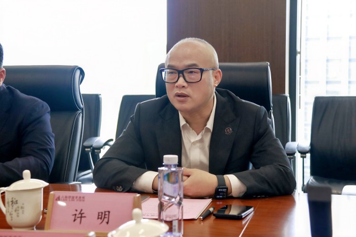 福建-许明.jpg